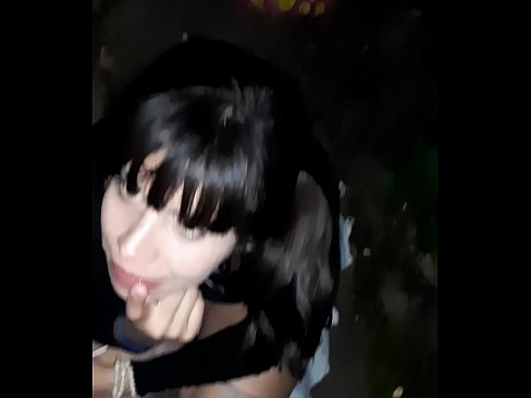 ❤️ На улици натечен пенис у замену за слаткише ❤ Порно код нас ❌
